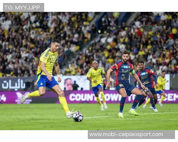 C罗双响助力球队连胜十场社交媒体分享成功秘诀与努力工作的重要性